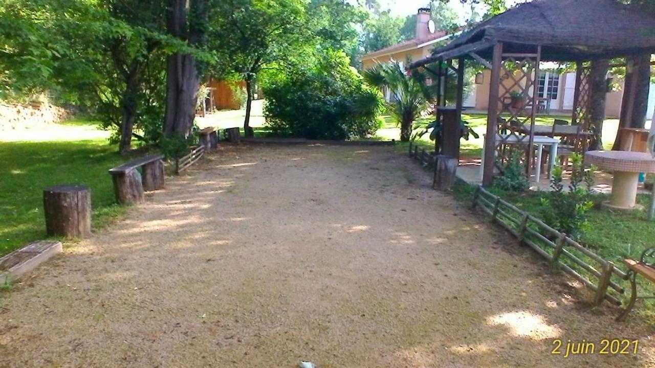 Le Clos Des Palombes Wifi Climatisation Saint-Pierre-du-Mont  Exterior photo