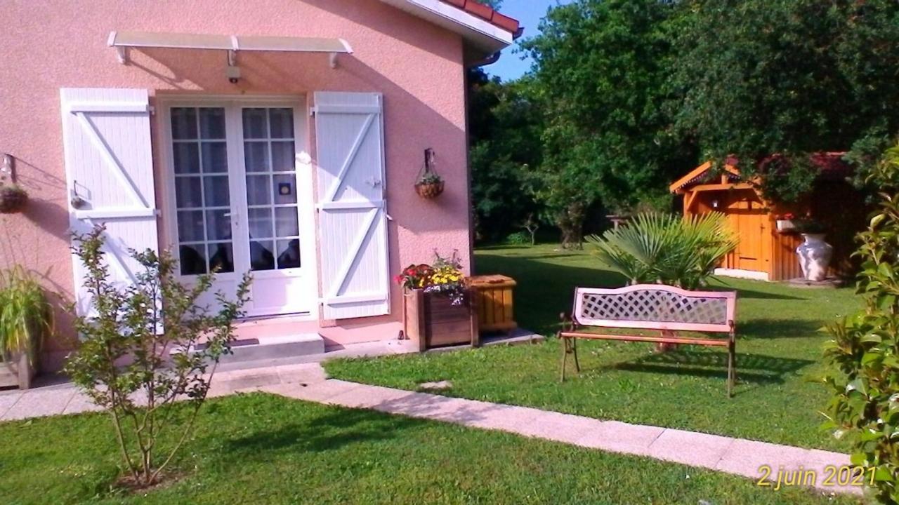 Le Clos Des Palombes Wifi Climatisation Saint-Pierre-du-Mont  Exterior photo