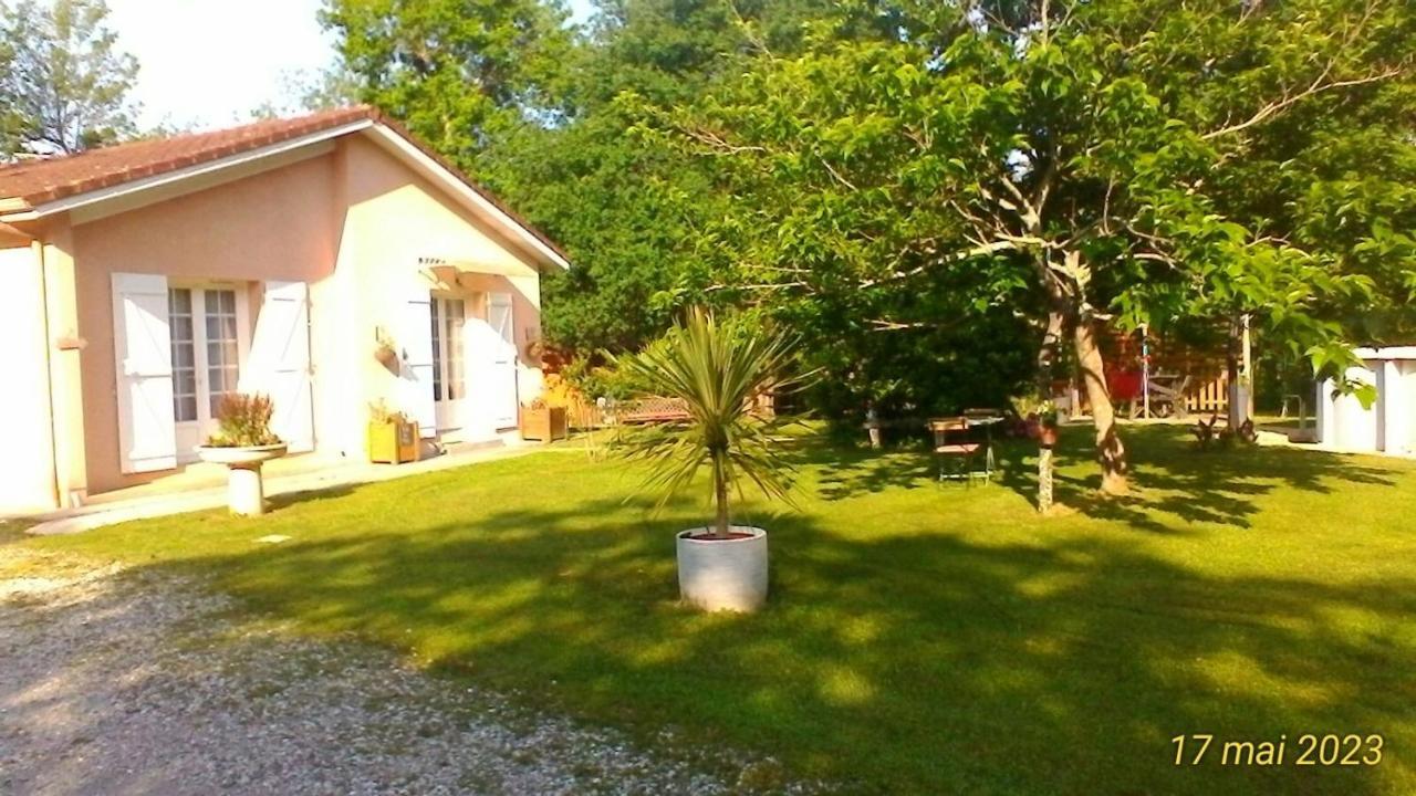 Le Clos Des Palombes Wifi Climatisation Saint-Pierre-du-Mont  Exterior photo